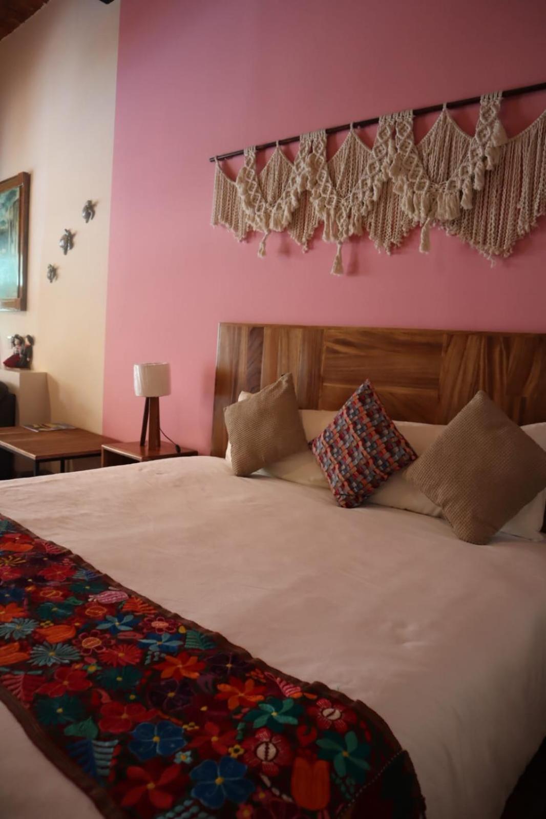 Hotel Boutique Sol Y Luna Spa Ajijic Eksteriør bilde